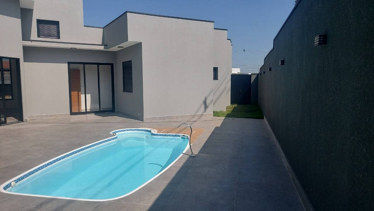 Casa à venda com 3 quartos, 340m² - Foto 4