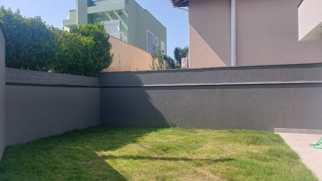 Casa à venda com 3 quartos, 340m² - Foto 5