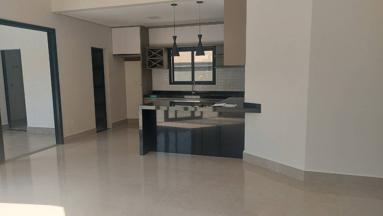 Casa à venda com 3 quartos, 340m² - Foto 16