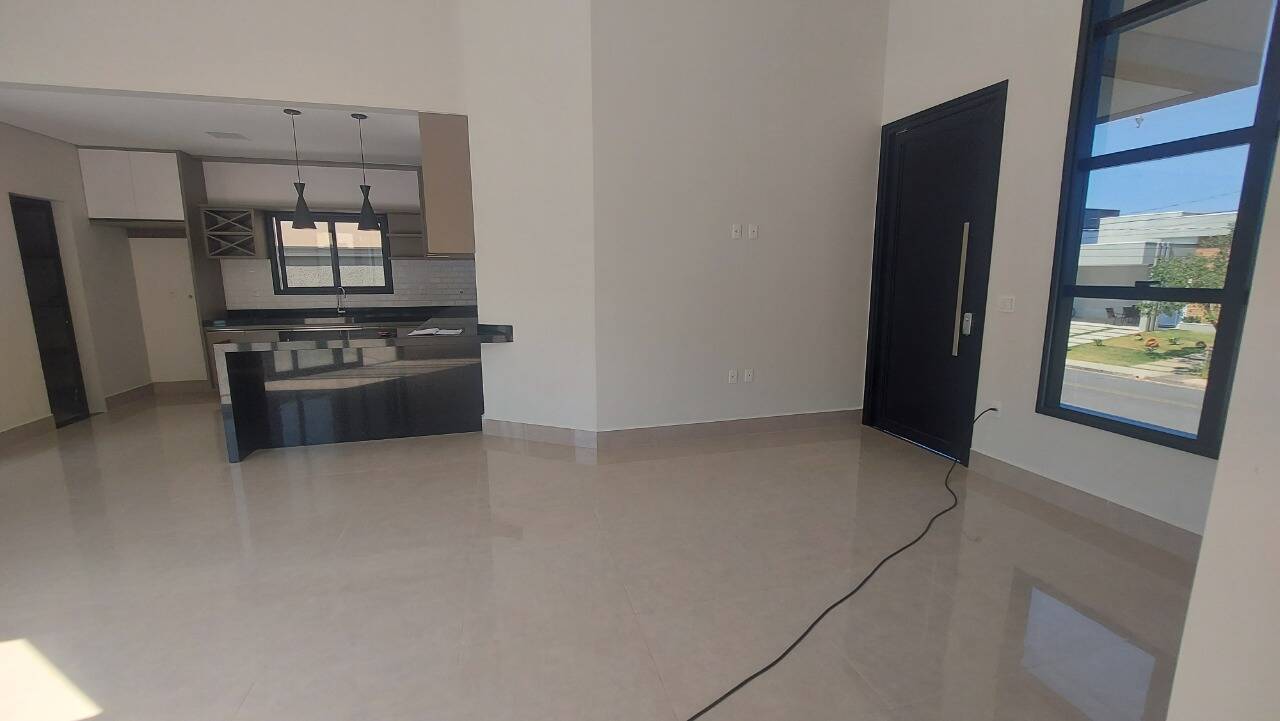 Casa à venda com 3 quartos, 340m² - Foto 14