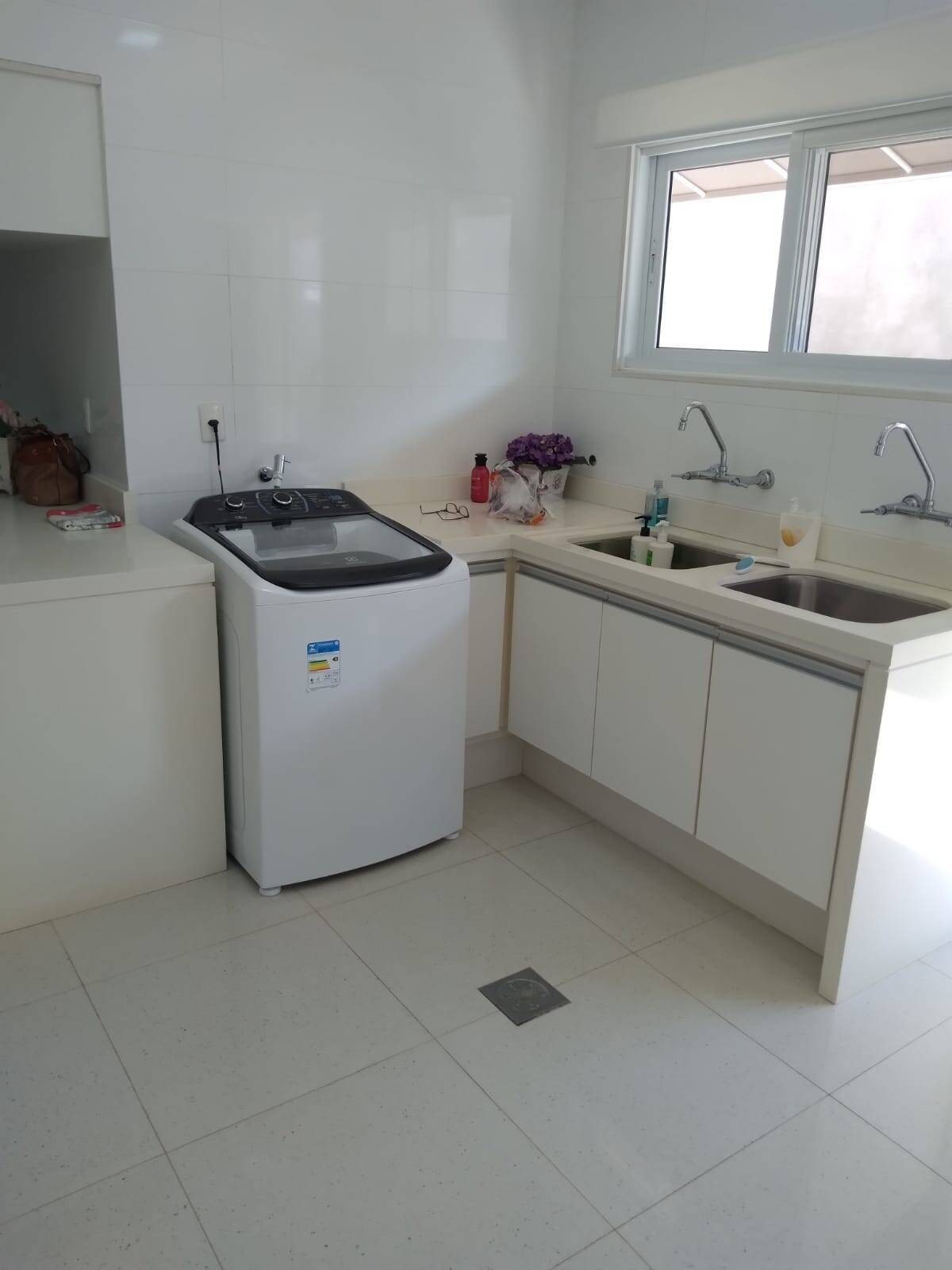 Chácara à venda com 7 quartos, 2200m² - Foto 38