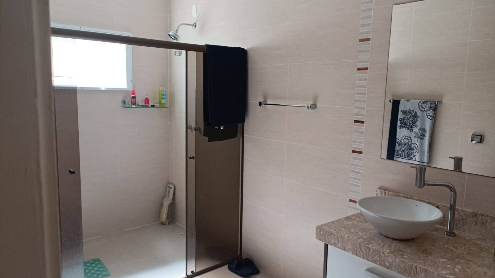 Chácara à venda com 4 quartos, 2200m² - Foto 9