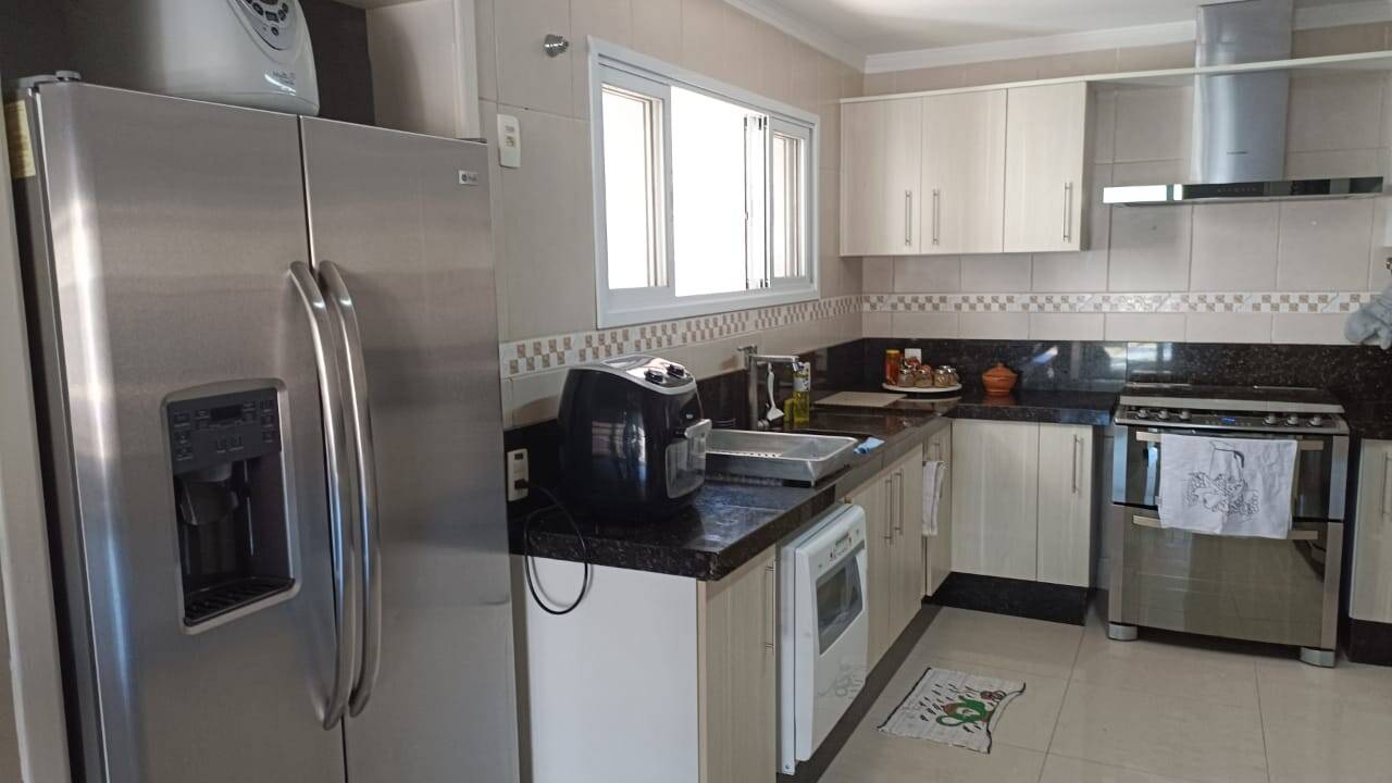 Chácara à venda com 4 quartos, 2200m² - Foto 46