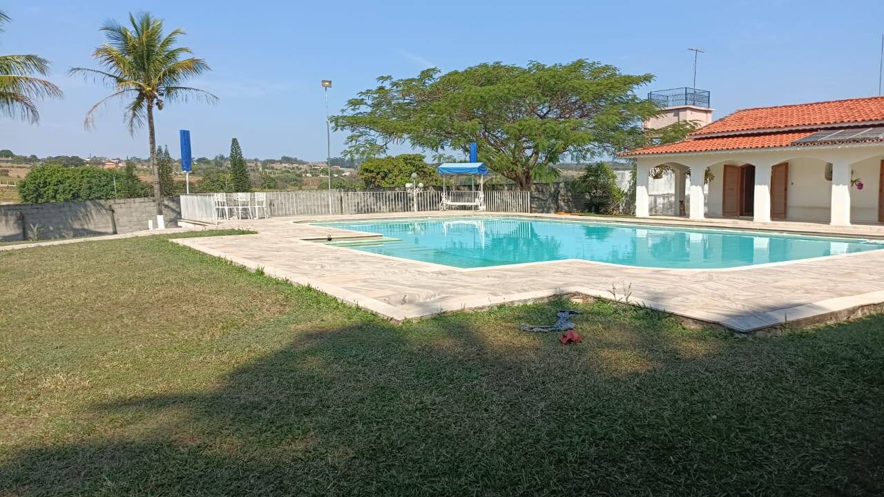 Chácara à venda com 4 quartos, 2300m² - Foto 2