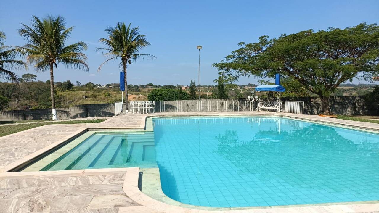 Chácara à venda com 4 quartos, 2300m² - Foto 1