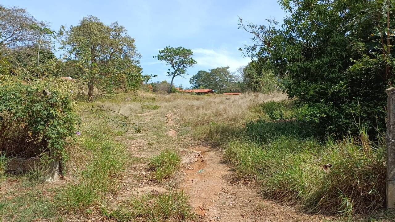 Chácara à venda com 1 quarto, 4628m² - Foto 2