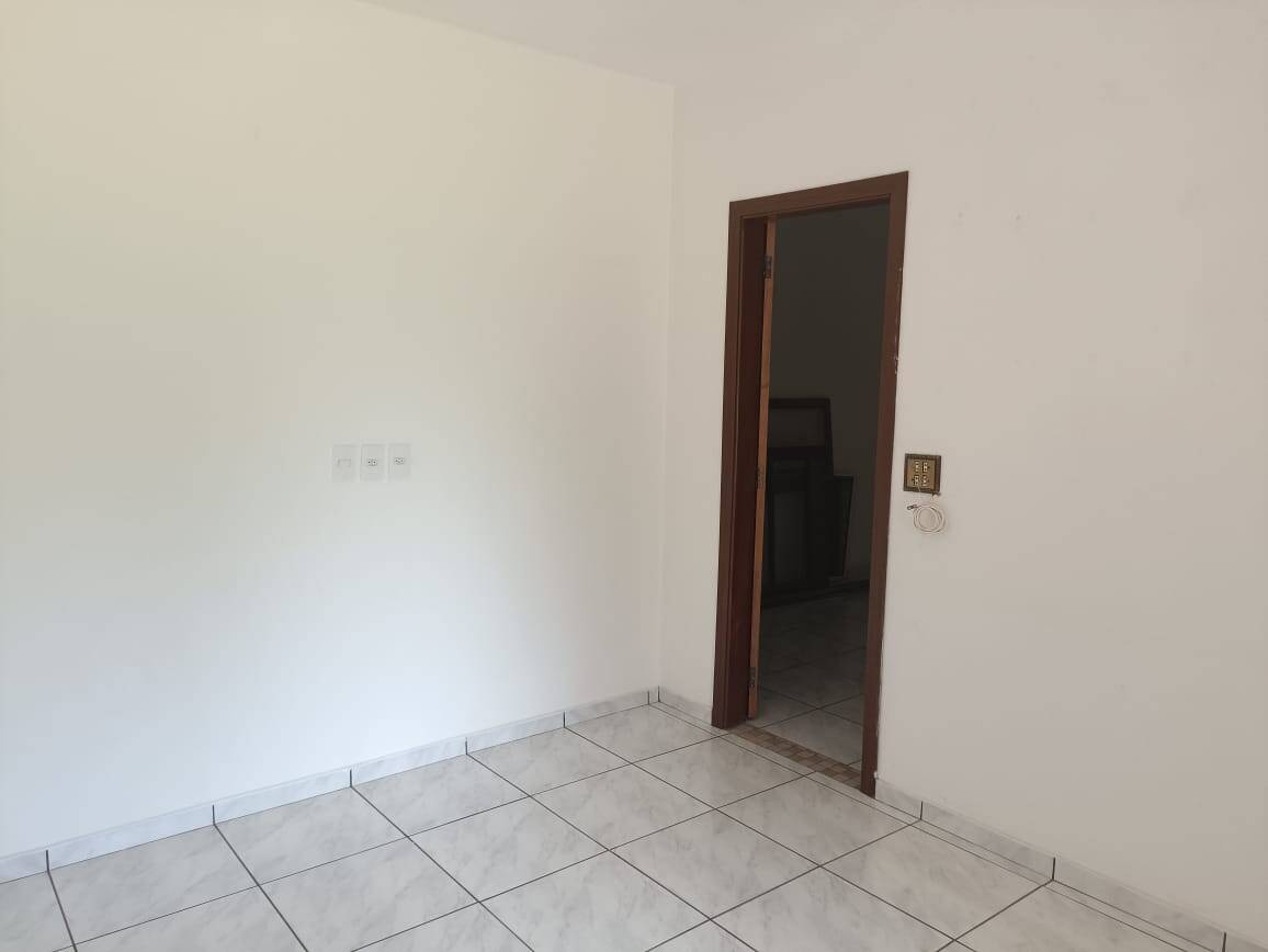 Chácara à venda com 3 quartos, 405m² - Foto 9