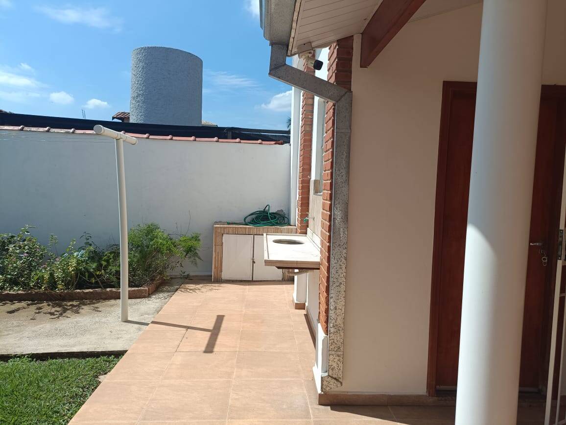 Chácara à venda com 3 quartos, 405m² - Foto 38