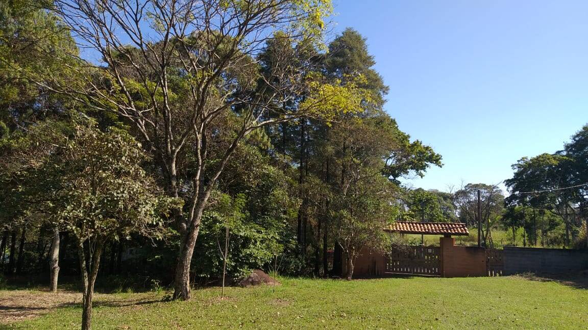 Chácara à venda com 2 quartos, 72m² - Foto 2