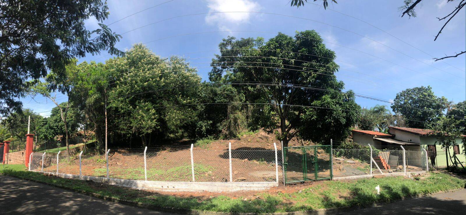 TERRENO COND RESIDENCIAL VALE DAS LARANJEIRAS