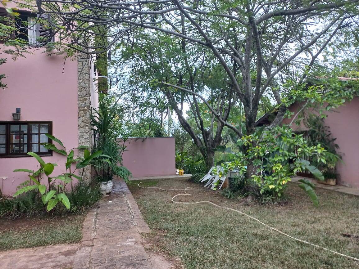 Chácara à venda e aluguel com 4 quartos, 576m² - Foto 23