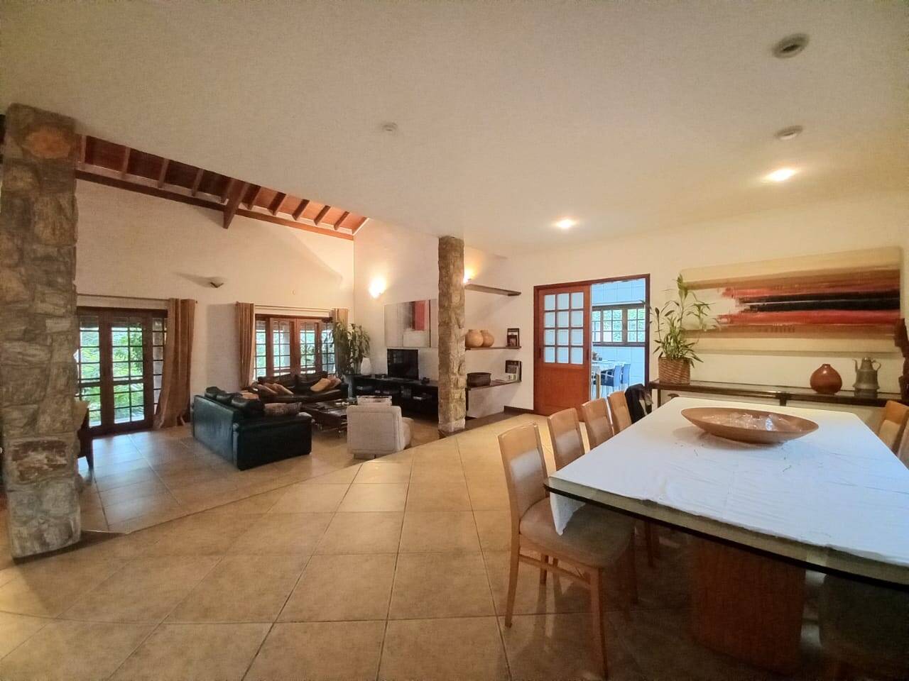 Chácara à venda e aluguel com 4 quartos, 576m² - Foto 7
