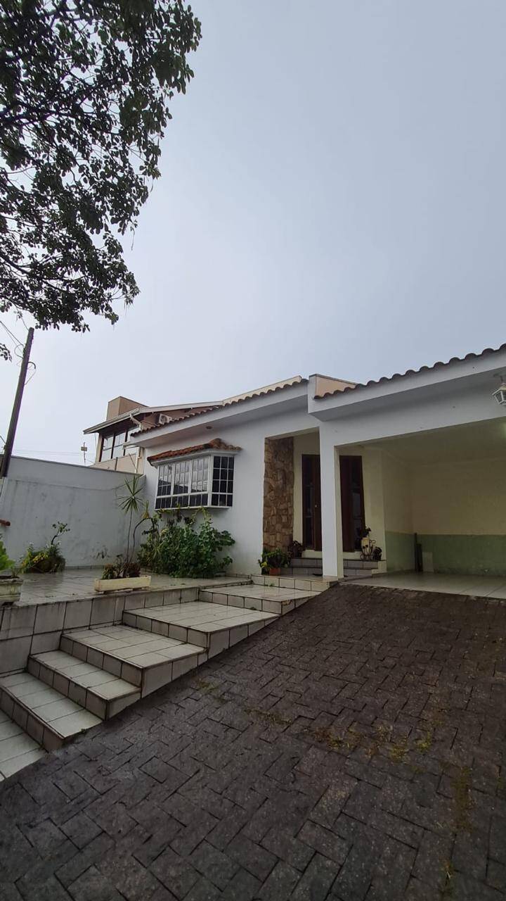 Casa Comercial á Venda na Vila Suíça em Indaiatuba/SP.