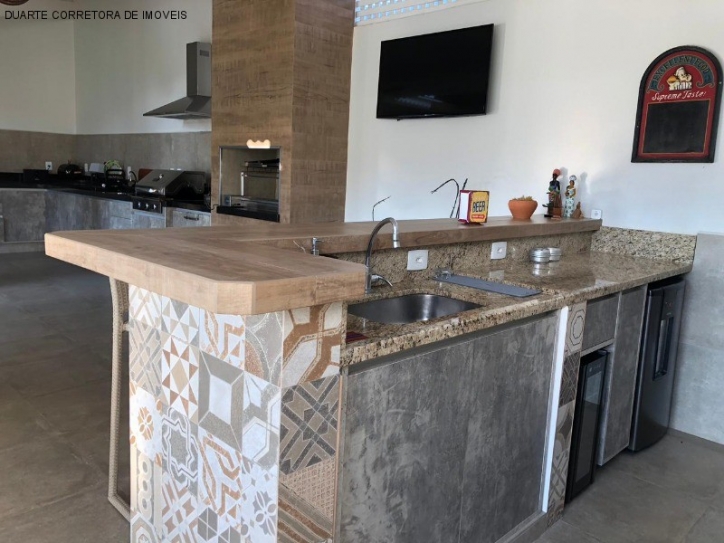Chácara à venda com 4 quartos, 2410m² - Foto 12