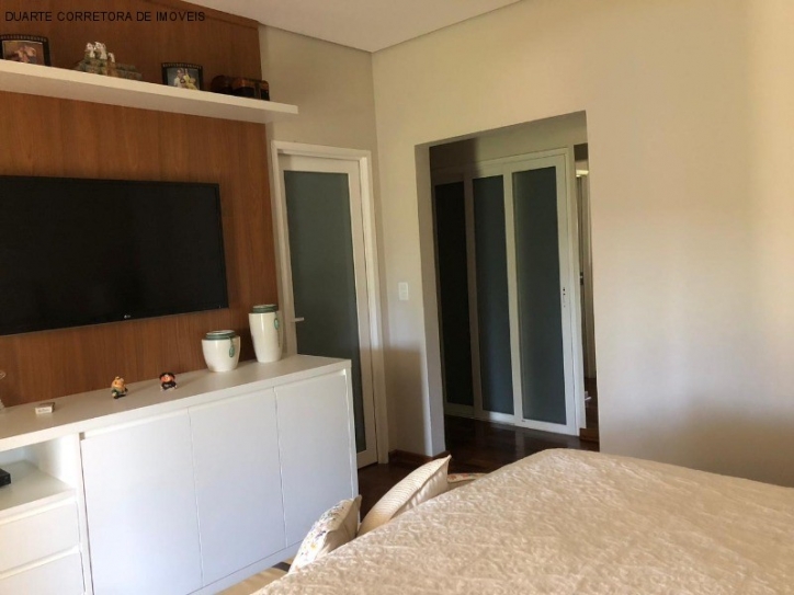 Chácara à venda com 4 quartos, 2410m² - Foto 22