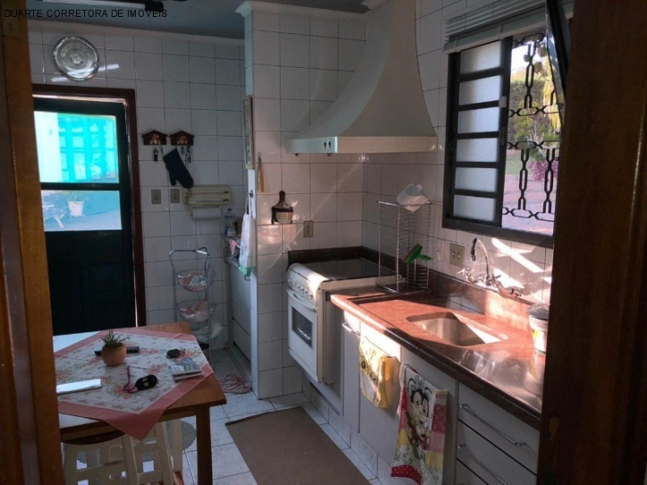 Chácara à venda com 2 quartos, 2435m² - Foto 6