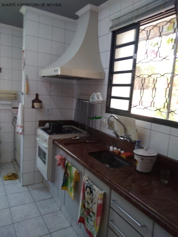 Chácara à venda com 2 quartos, 2435m² - Foto 44